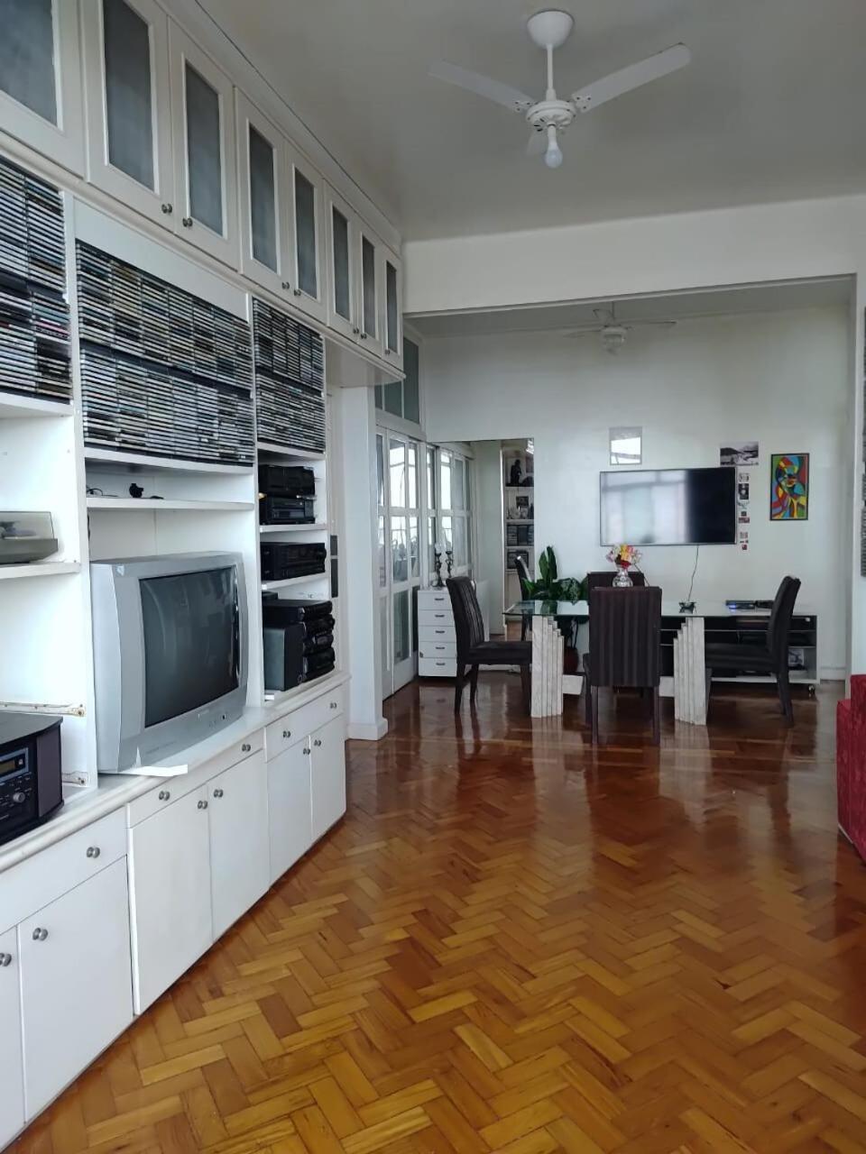 Em Copacabana Apartamento